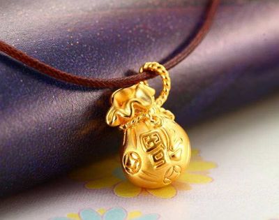 金飾品價(jià)格與珠寶首飾設(shè)計(jì)趨勢(shì)